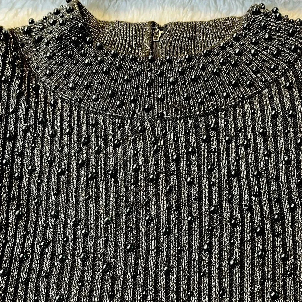Maggie Barnes Women Gray Silver beads rib knit sweater. Gray/silver size 1X used - Picture 6 of 16